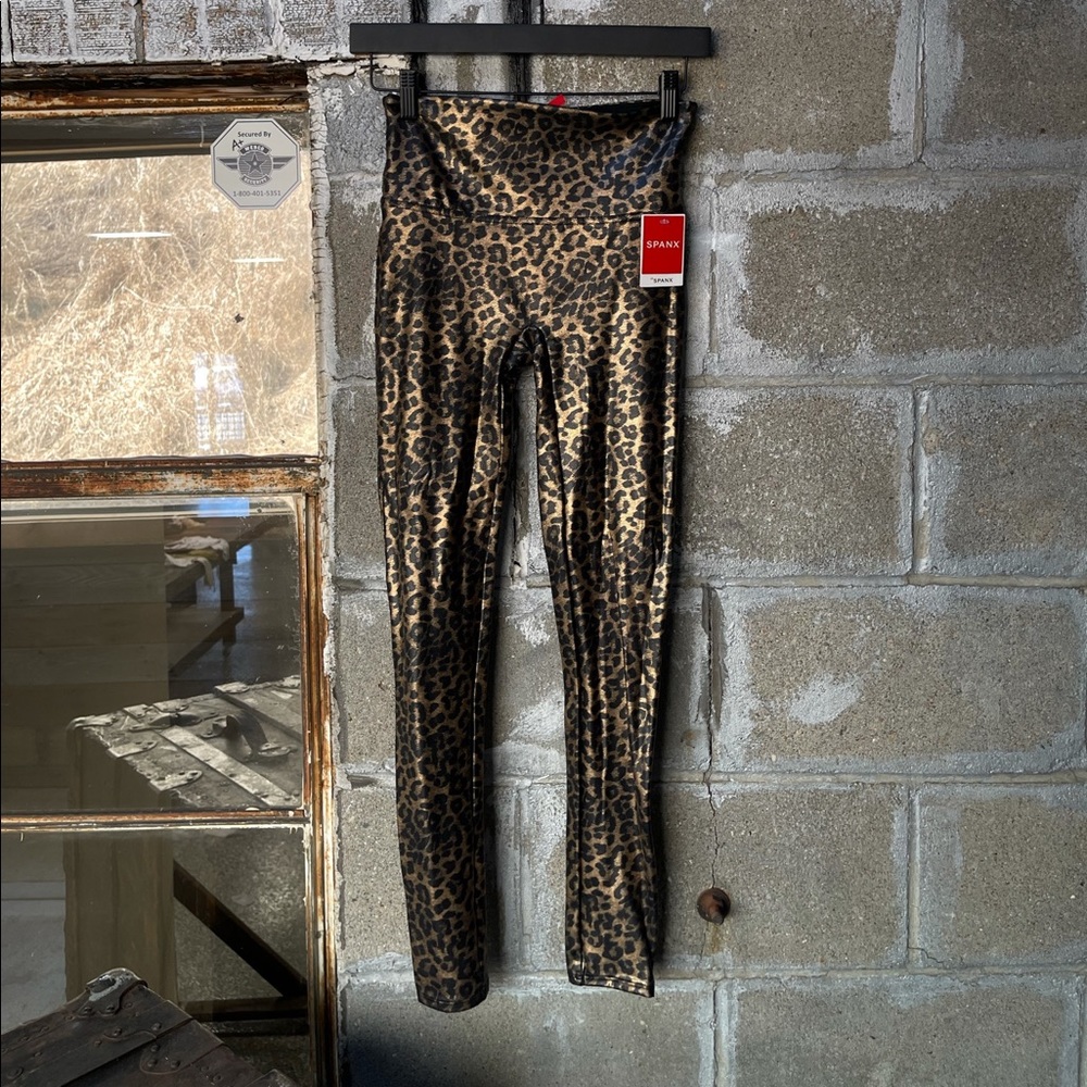 SPANX leggings